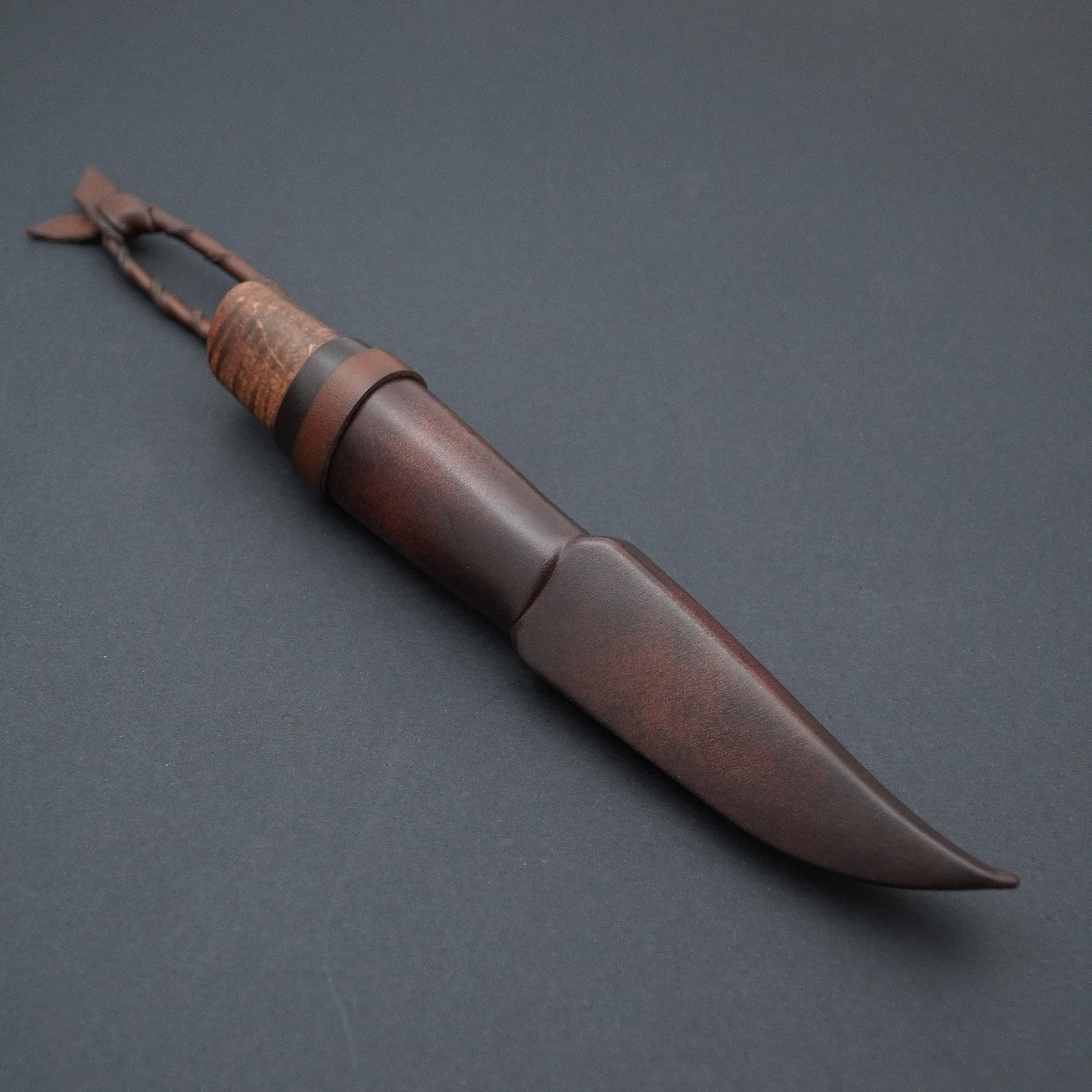 Puukko, sarvi/loimuvaahtera