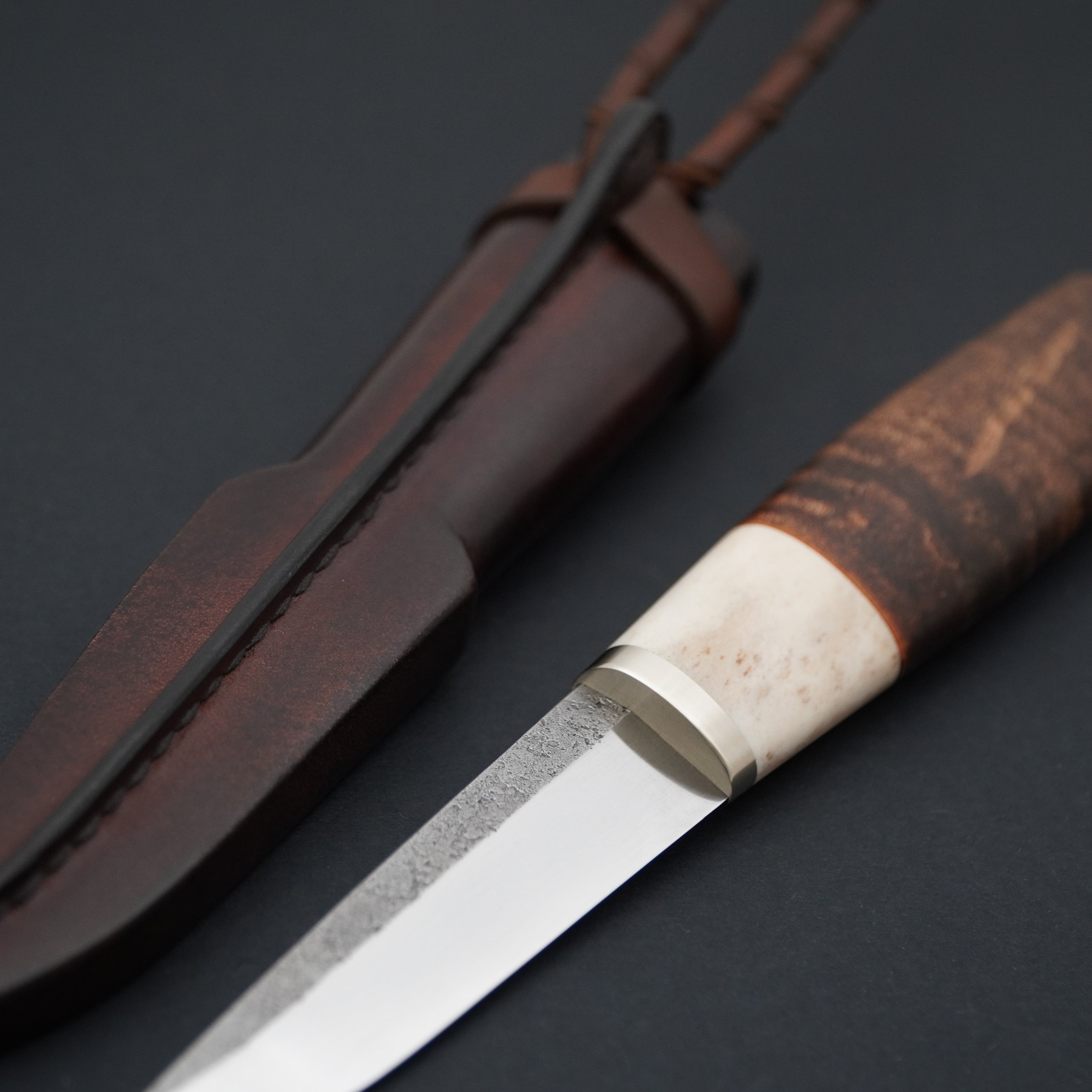 Puukko, sarvi/loimuvaahtera