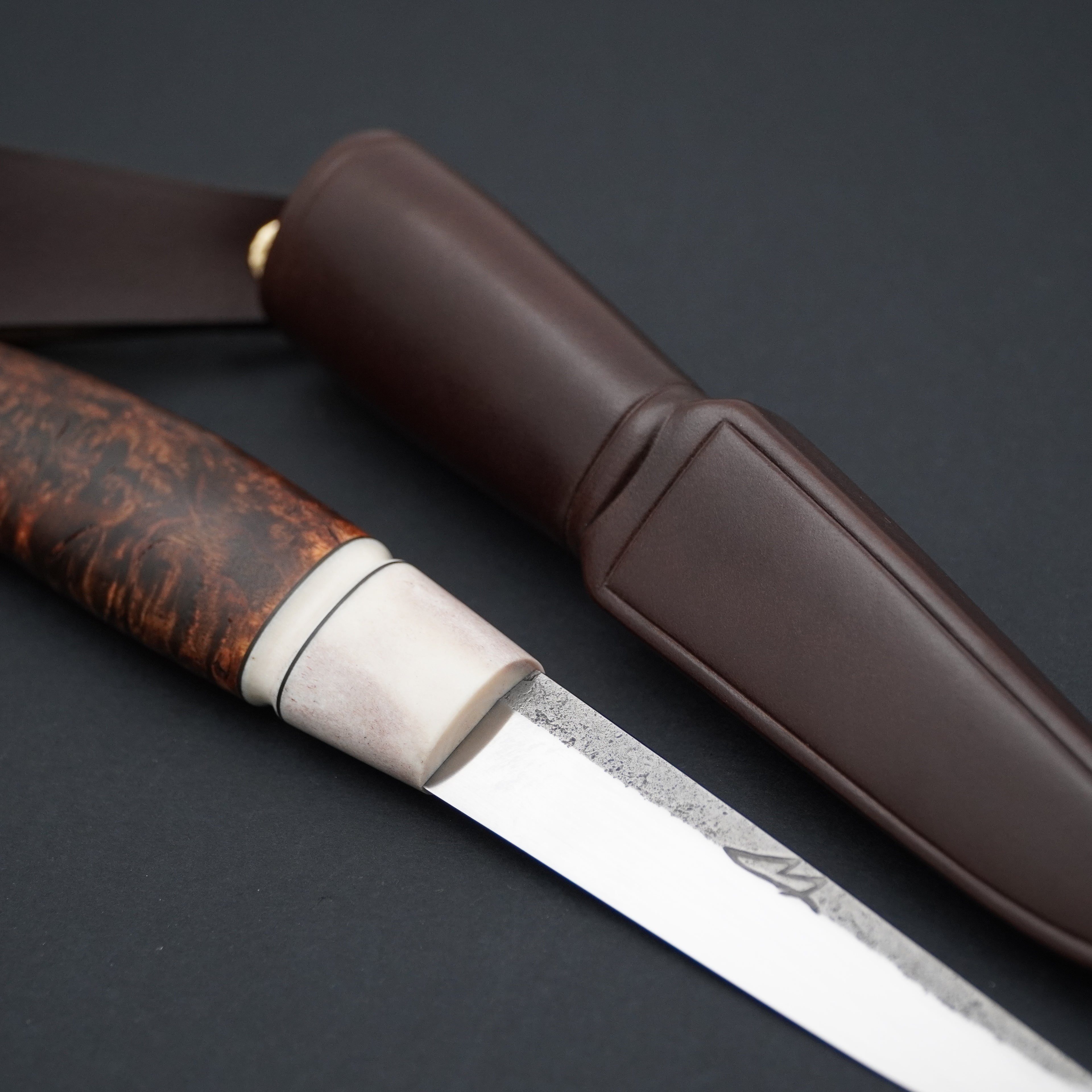 Niva, poronsarvi/visakoivu