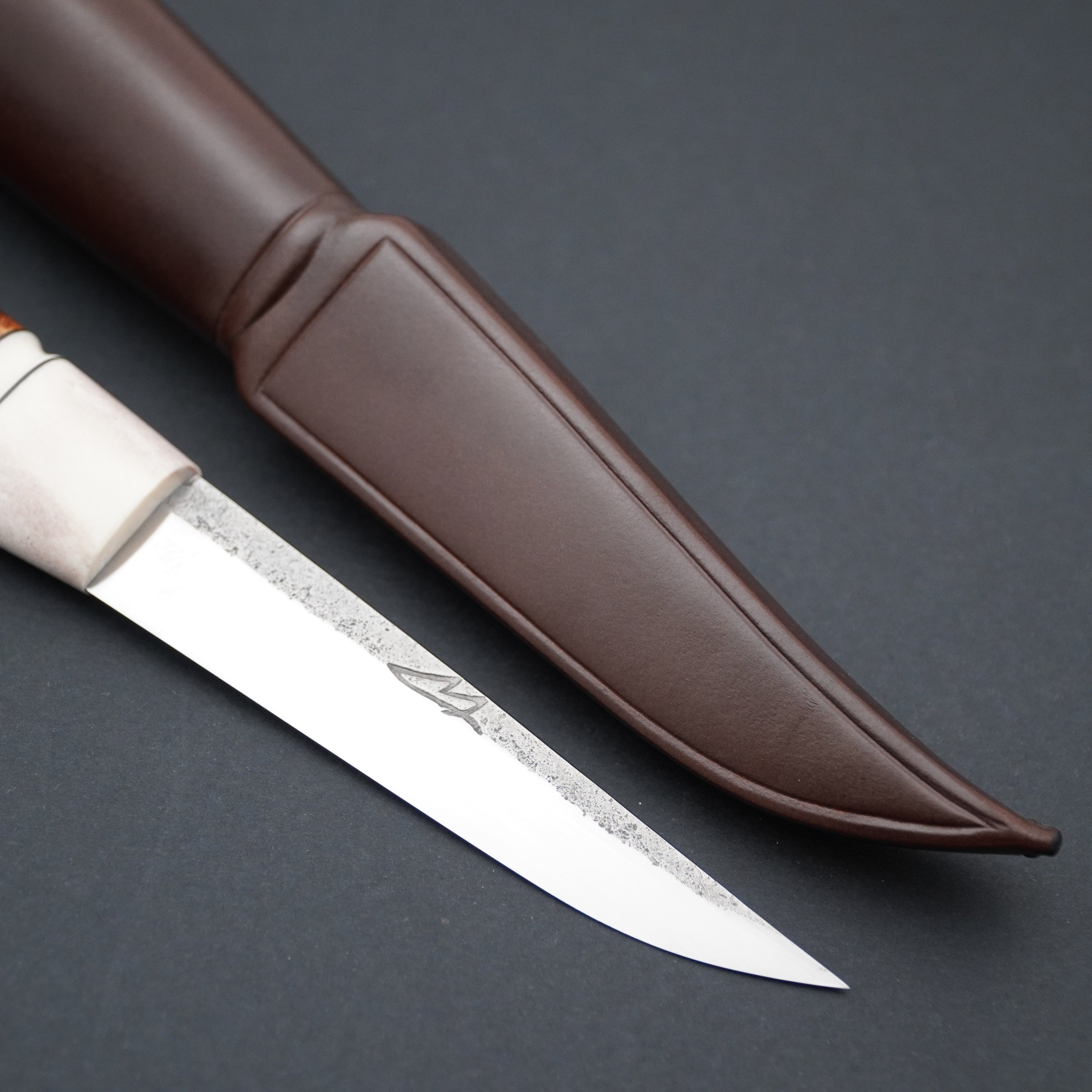 Niva, poronsarvi/visakoivu