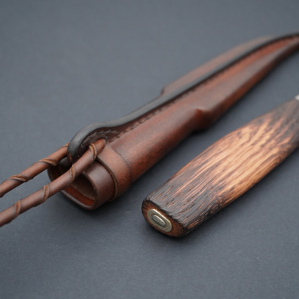 Puukko, poltettu tammi