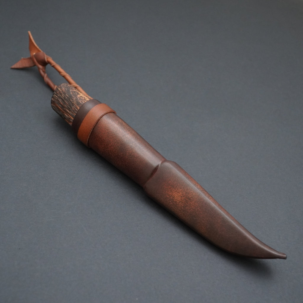 Puukko, poltettu tammi