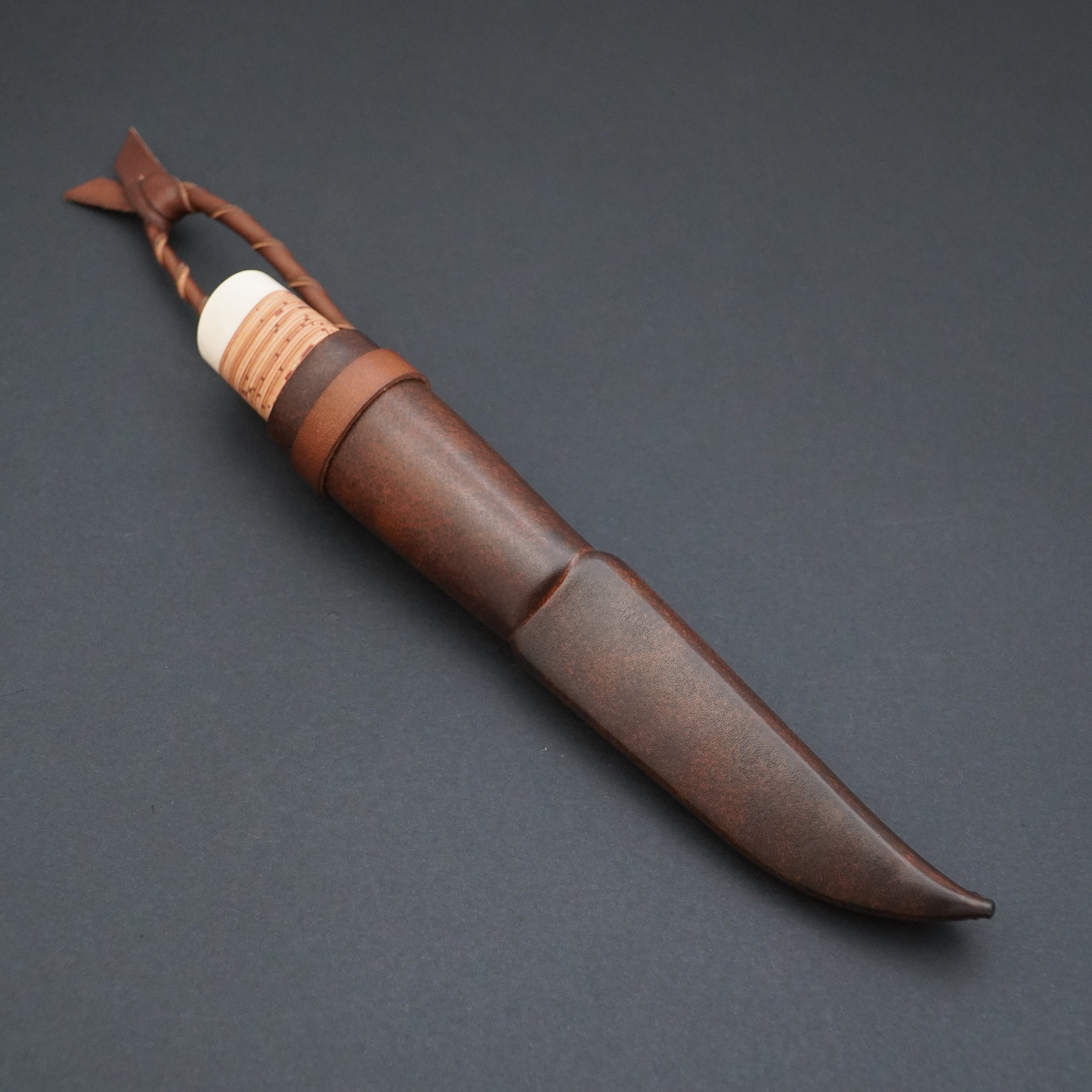 Puukko, peuransarvi/tuohi
