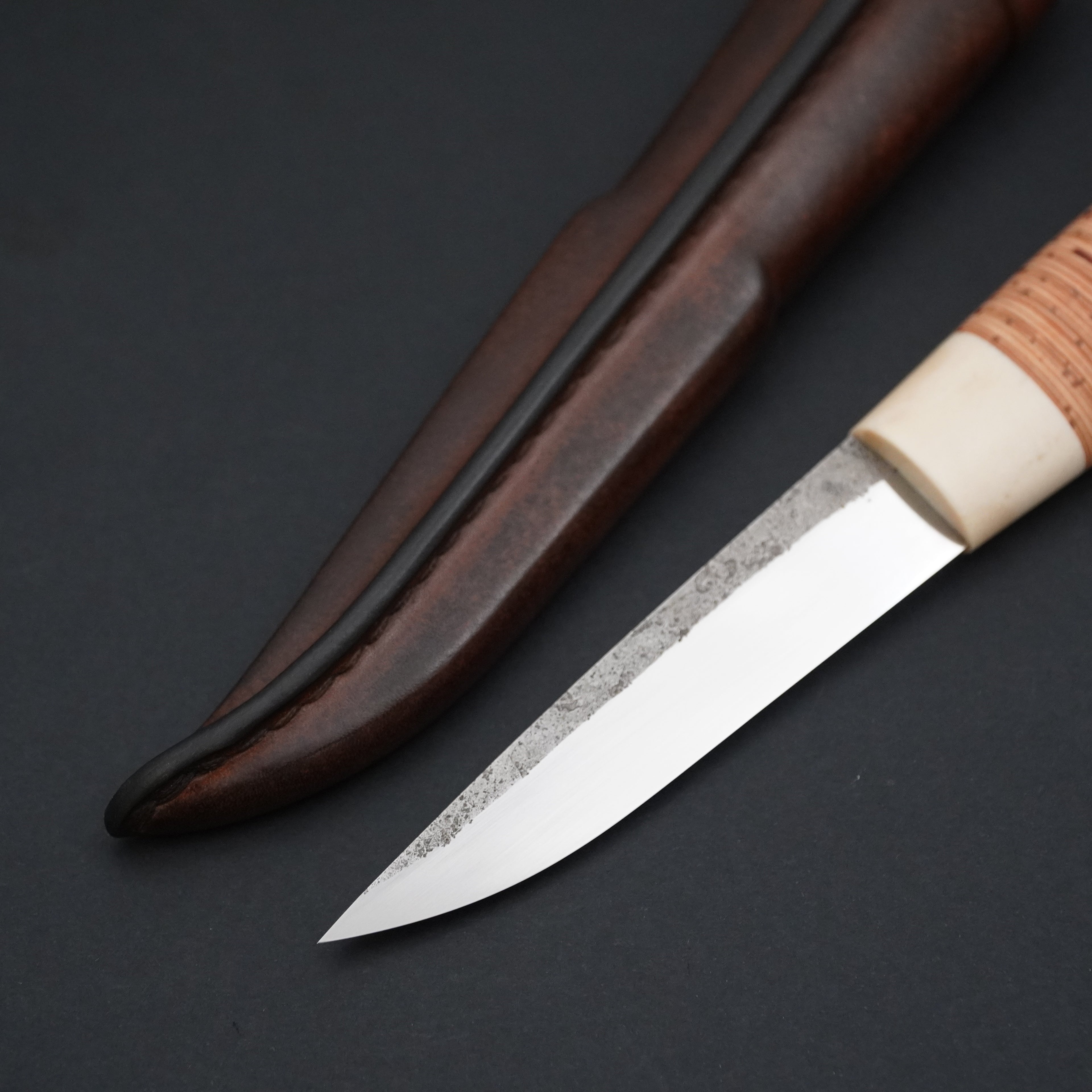 Puukko, peuransarvi/tuohi