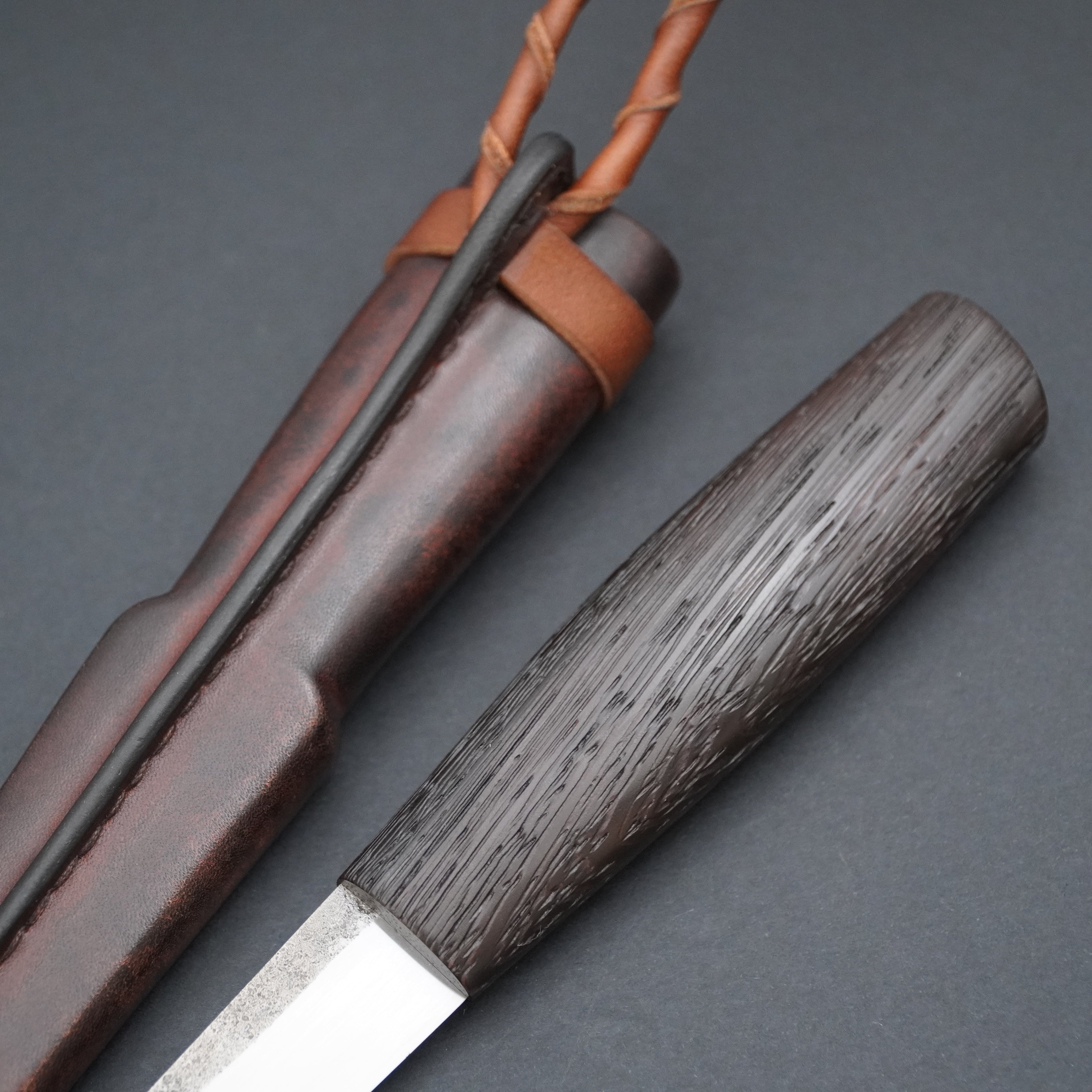 Puukko, harjattu wenge