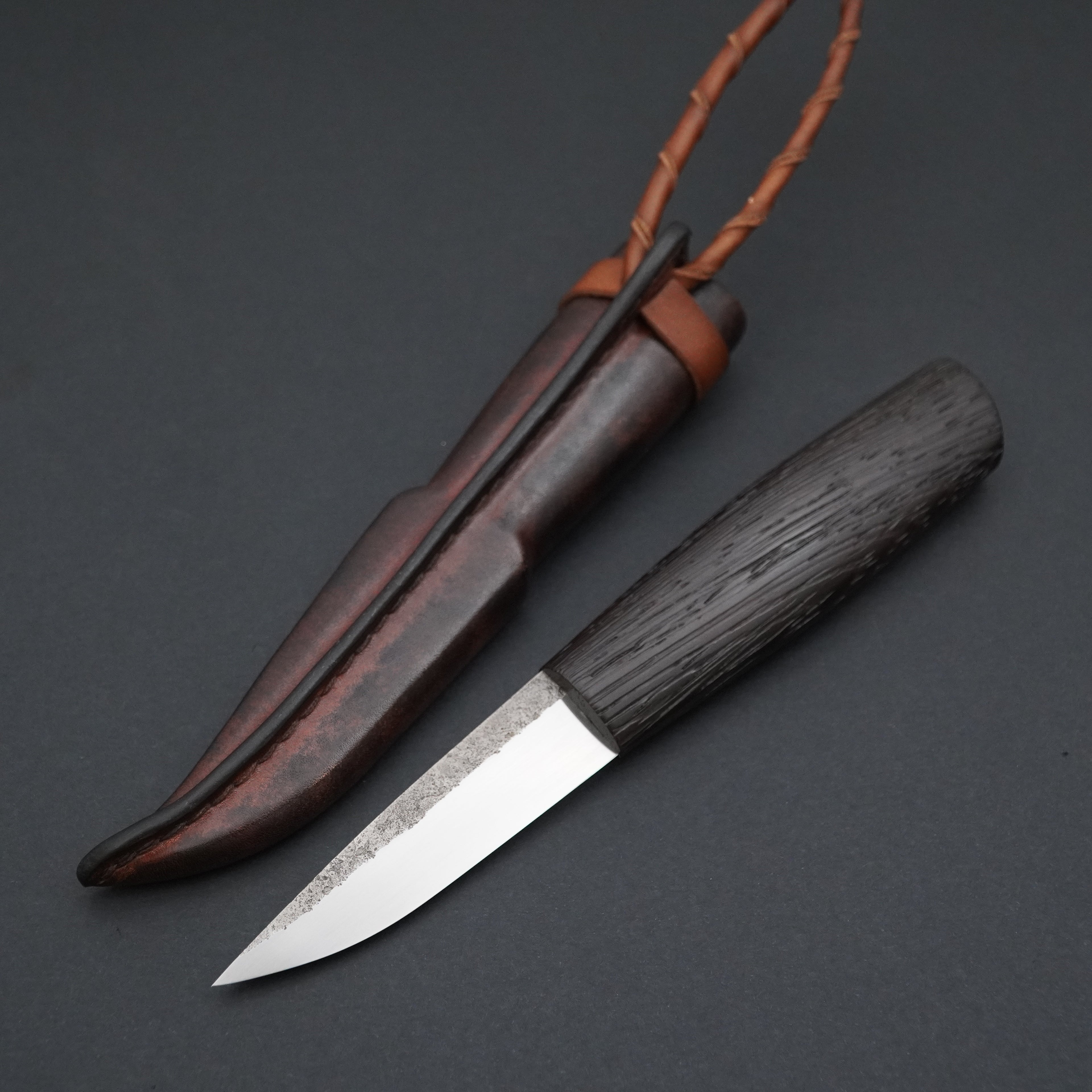 Puukko, harjattu wenge