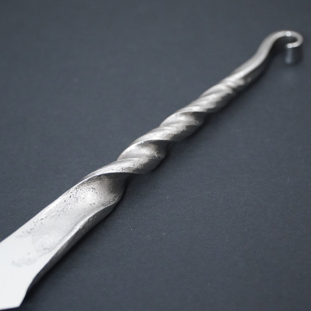 Kiridashi, oikeakätinen