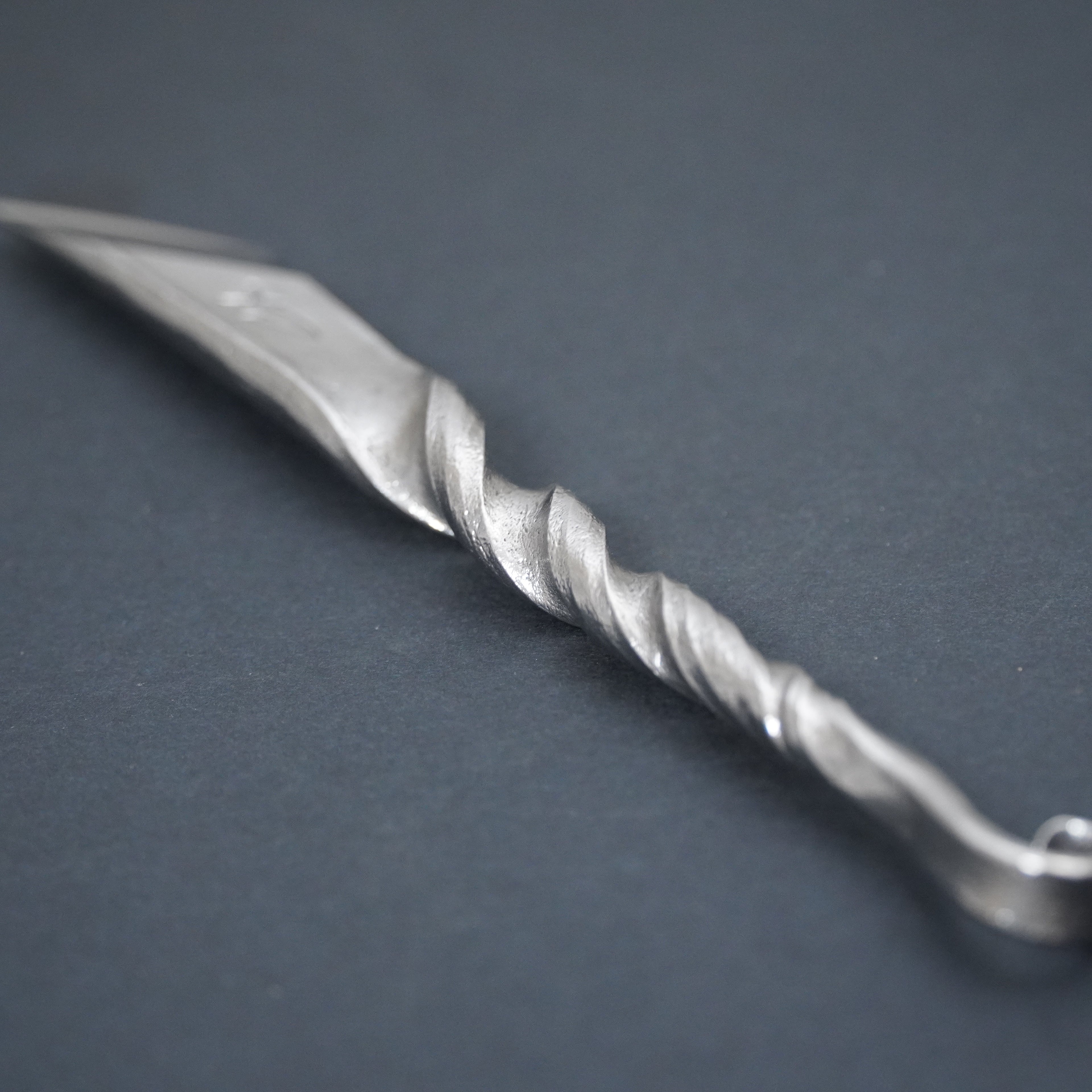 Kiridashi, oikeakätinen