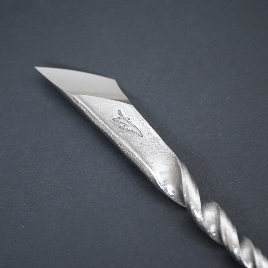 Kiridashi, oikeakätinen