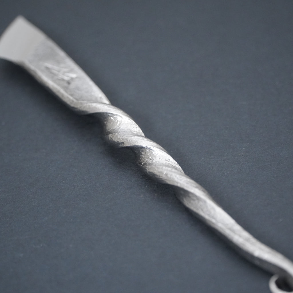Kiridashi, left handed