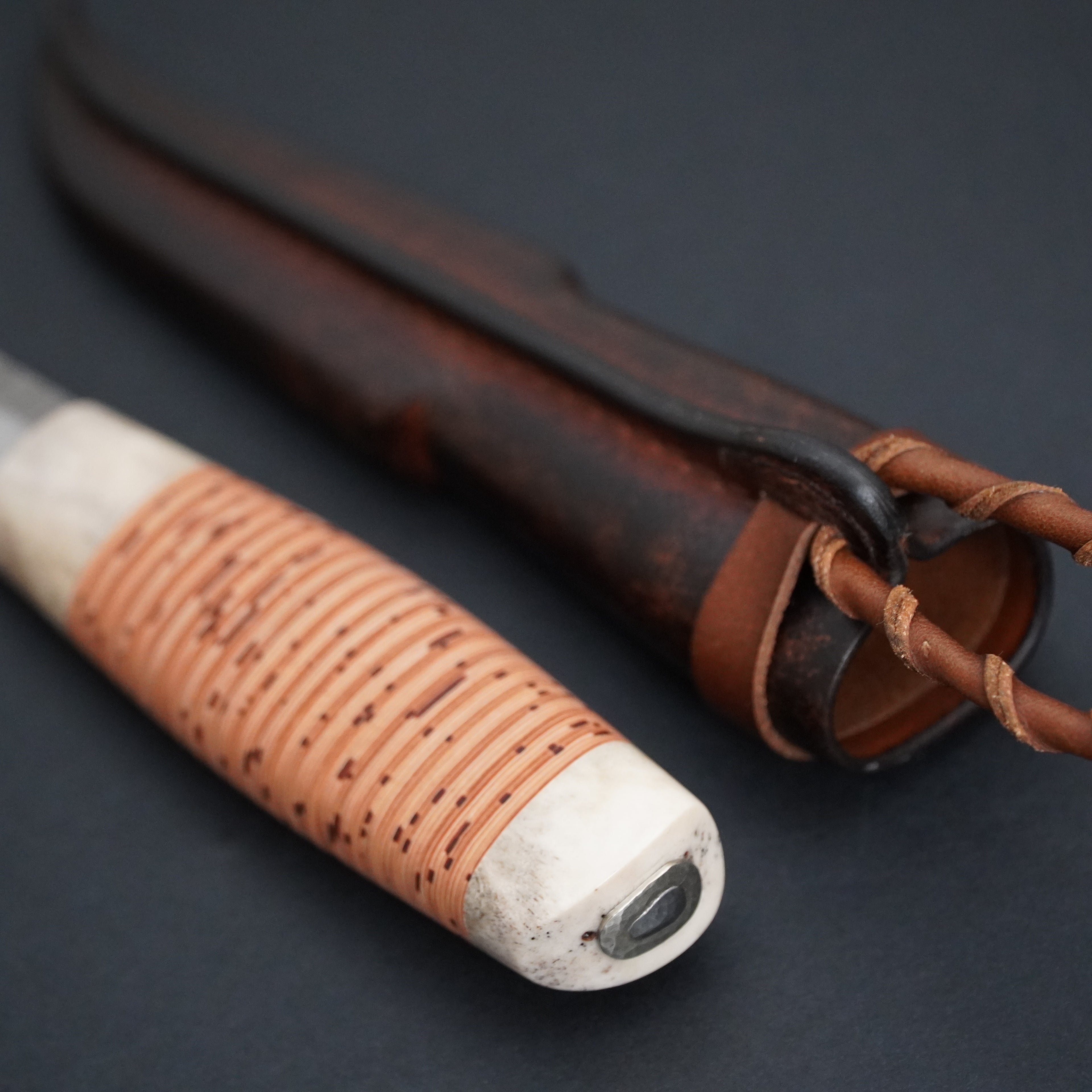 Puukko, moose antler/ birch bark