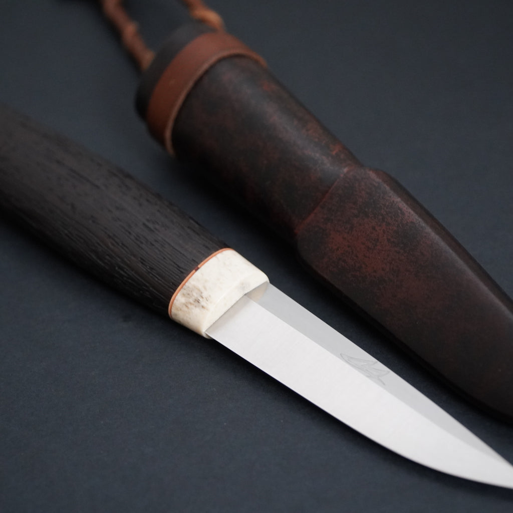 Magnacut puukko, moose antler/ brushed wenge