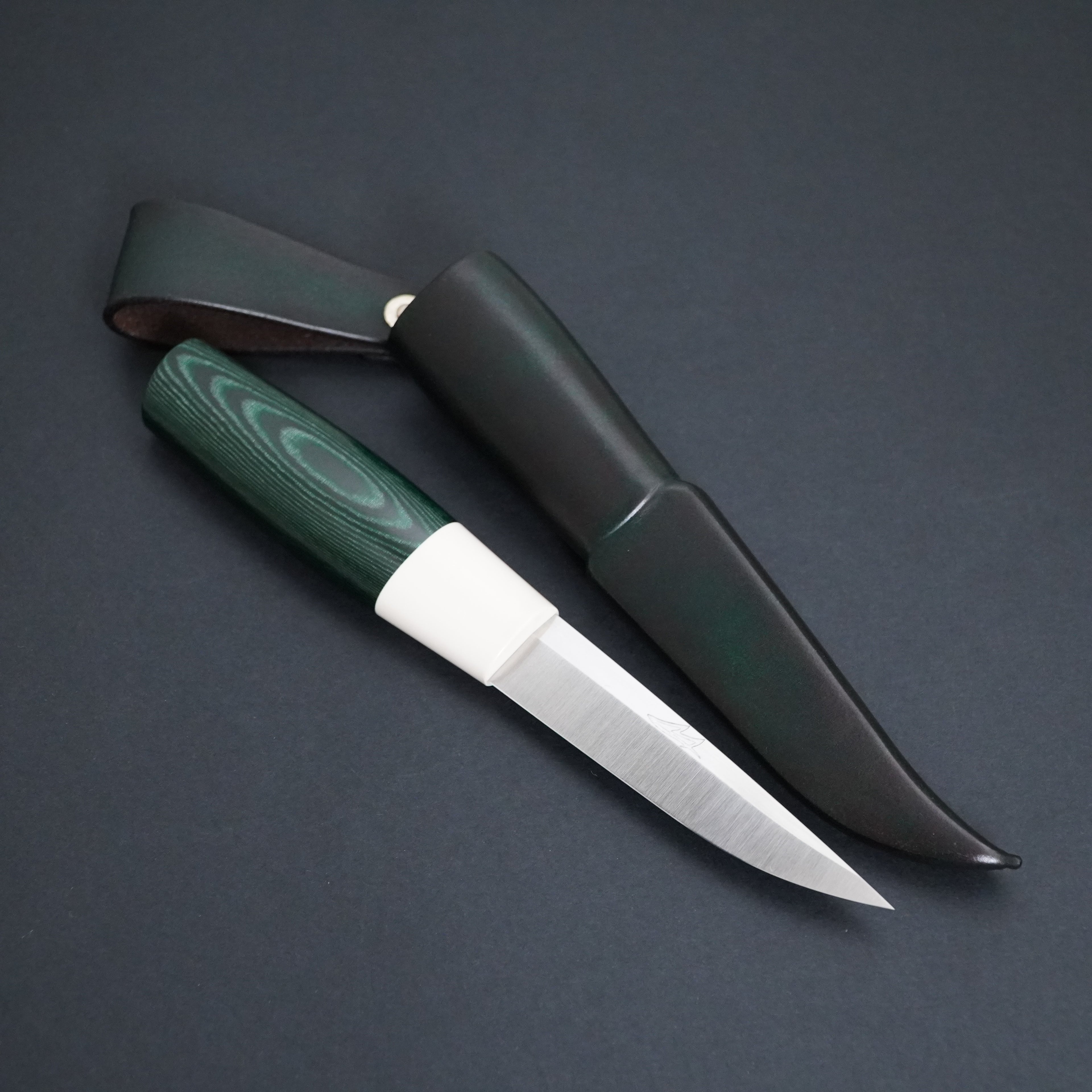 Magnacut Puukko, Micarta/elforyn